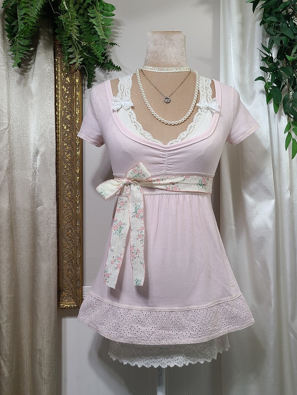 RARE Abercrombie Baby Pink Babydoll ♡ Y2K ♡ Vintage Eyelet Lace Short Sleeve